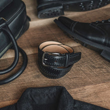 Load image into Gallery viewer, Men's Brogue Leather Belt | Black
