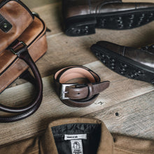 Load image into Gallery viewer, Men's Classic Leather Belt | Old English
